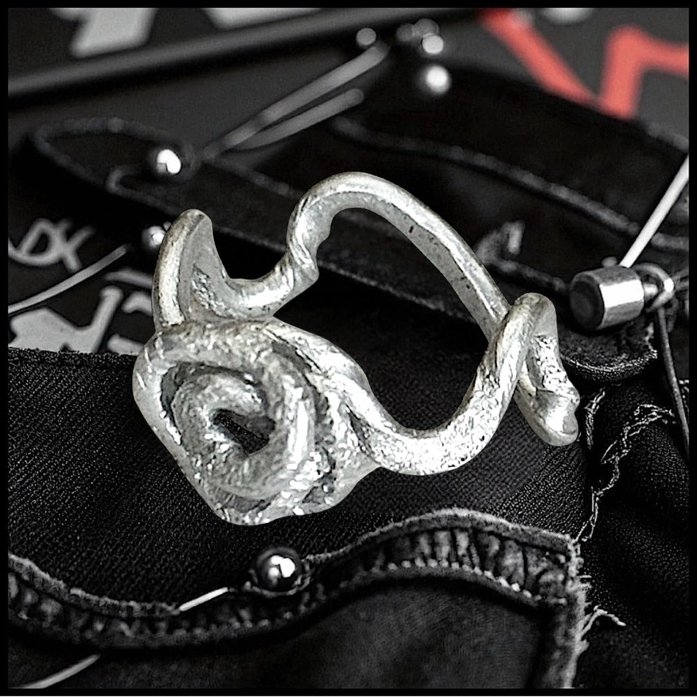 5 For $25💫Whimsigoth Silver Wire Aluminum Coiled Ring